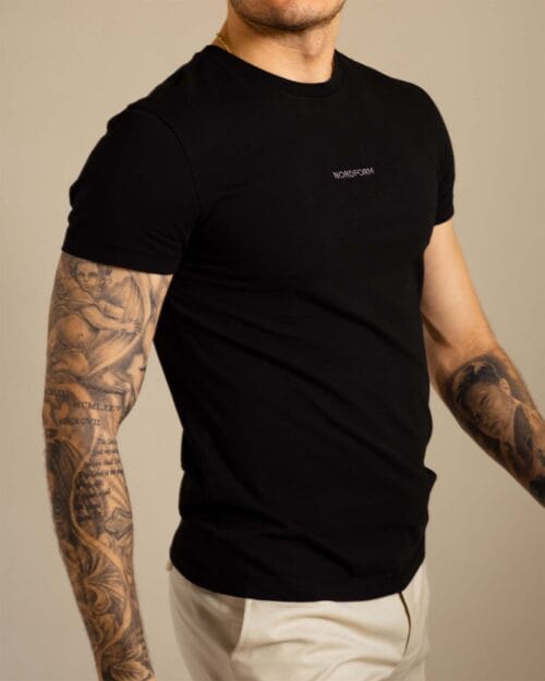 Alternative view of T-Shirt - Tapered, Sort